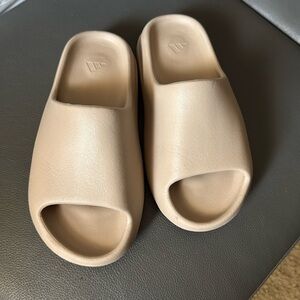 Yeezy Slides